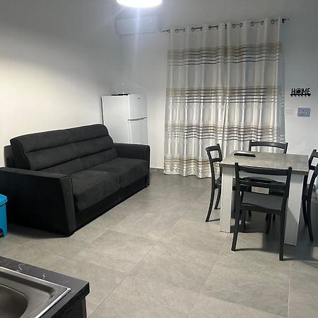 Nathouse Apartment Villafranca Tirrena Exterior photo