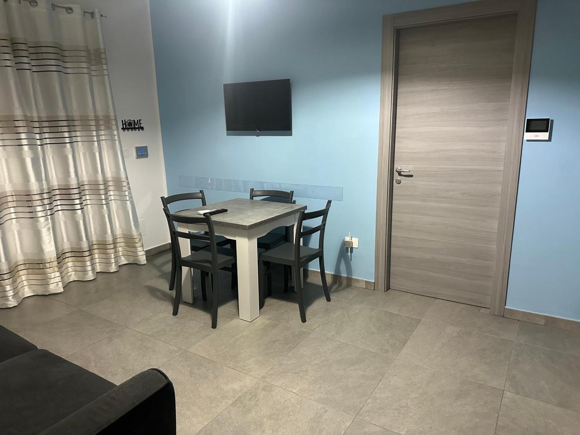 Nathouse Apartment Villafranca Tirrena Exterior photo